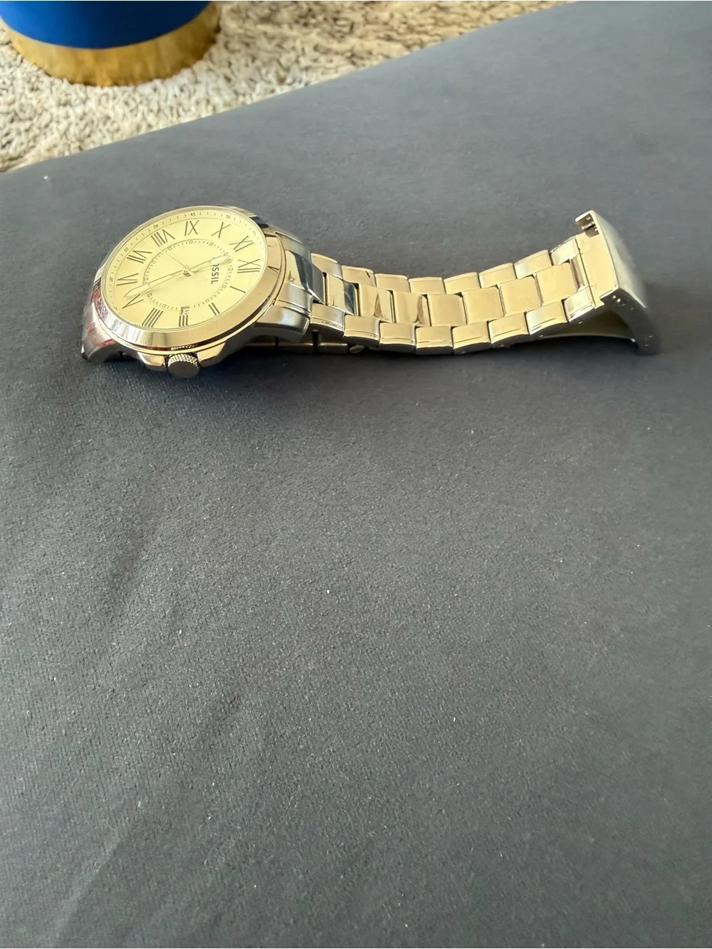 Fossil Men's Silver Tone Watch with Cream Dial and Roman Numerals